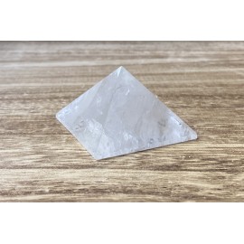 Hegyikristály ásvány piramis 4cm